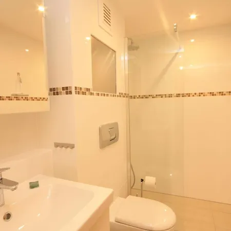 Apartament Maximilian Mit Balkon *