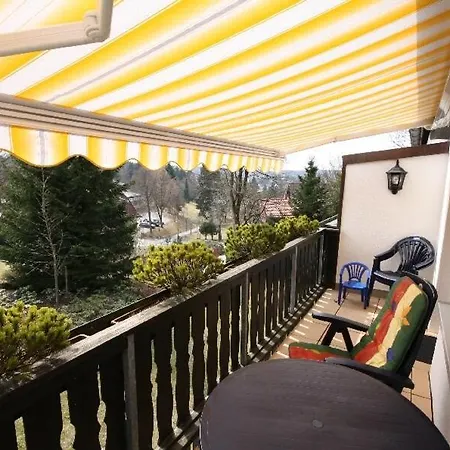 Maximilian Mit Balkon Apartament