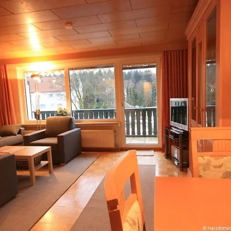 Maximilian Mit Balkon Apartament