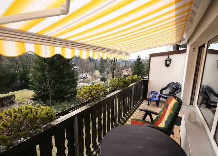 Maximilian Mit Balkon Daire